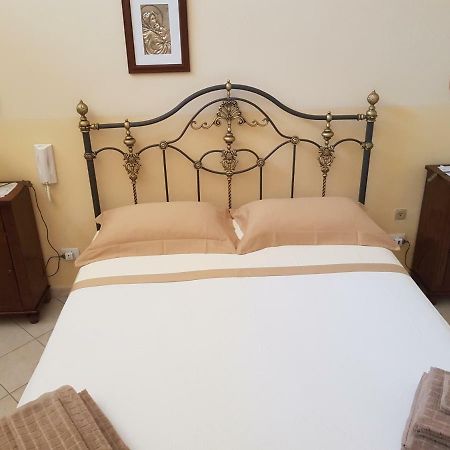 הוילה Half House פלורידיה מראה חיצוני תמונה